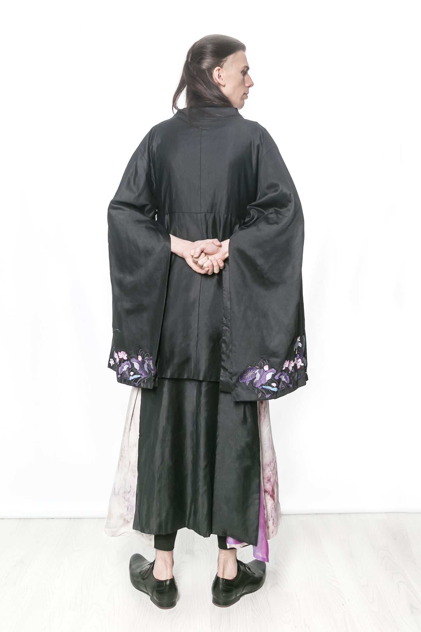 DURUMAK full length embroidered coat