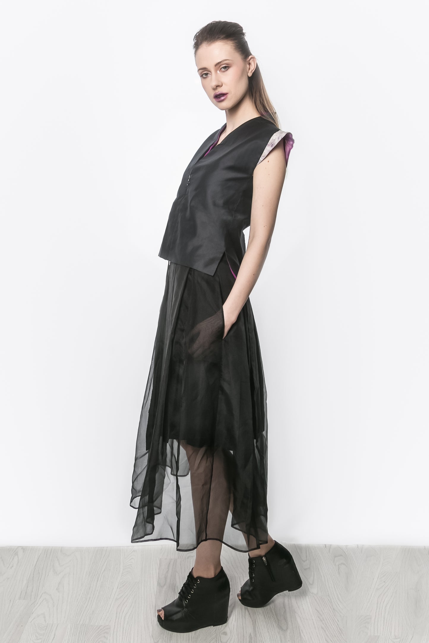 JOKI Zip-up Cap Sleeve Top