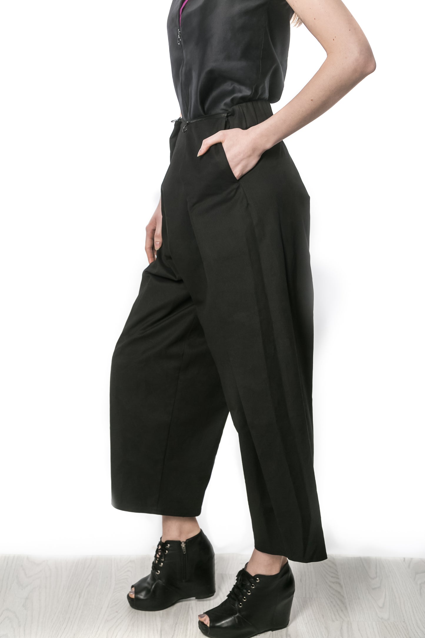 SAPOK Wide-legged trousers