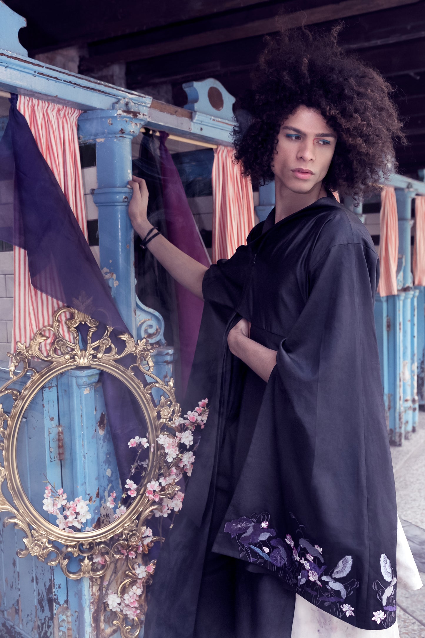 DURUMAK full length embroidered coat