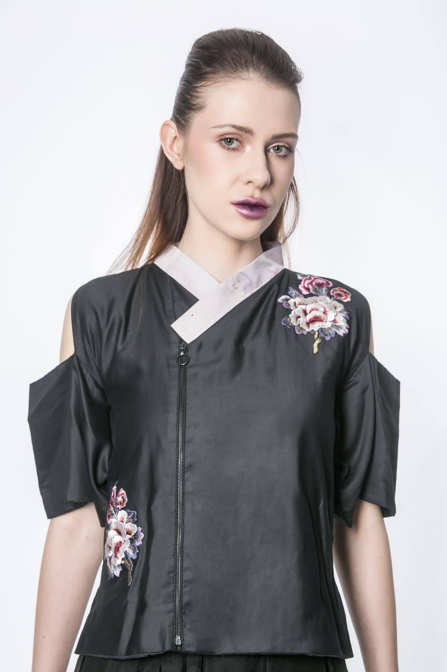 SAUNI Cold Shoulder Top