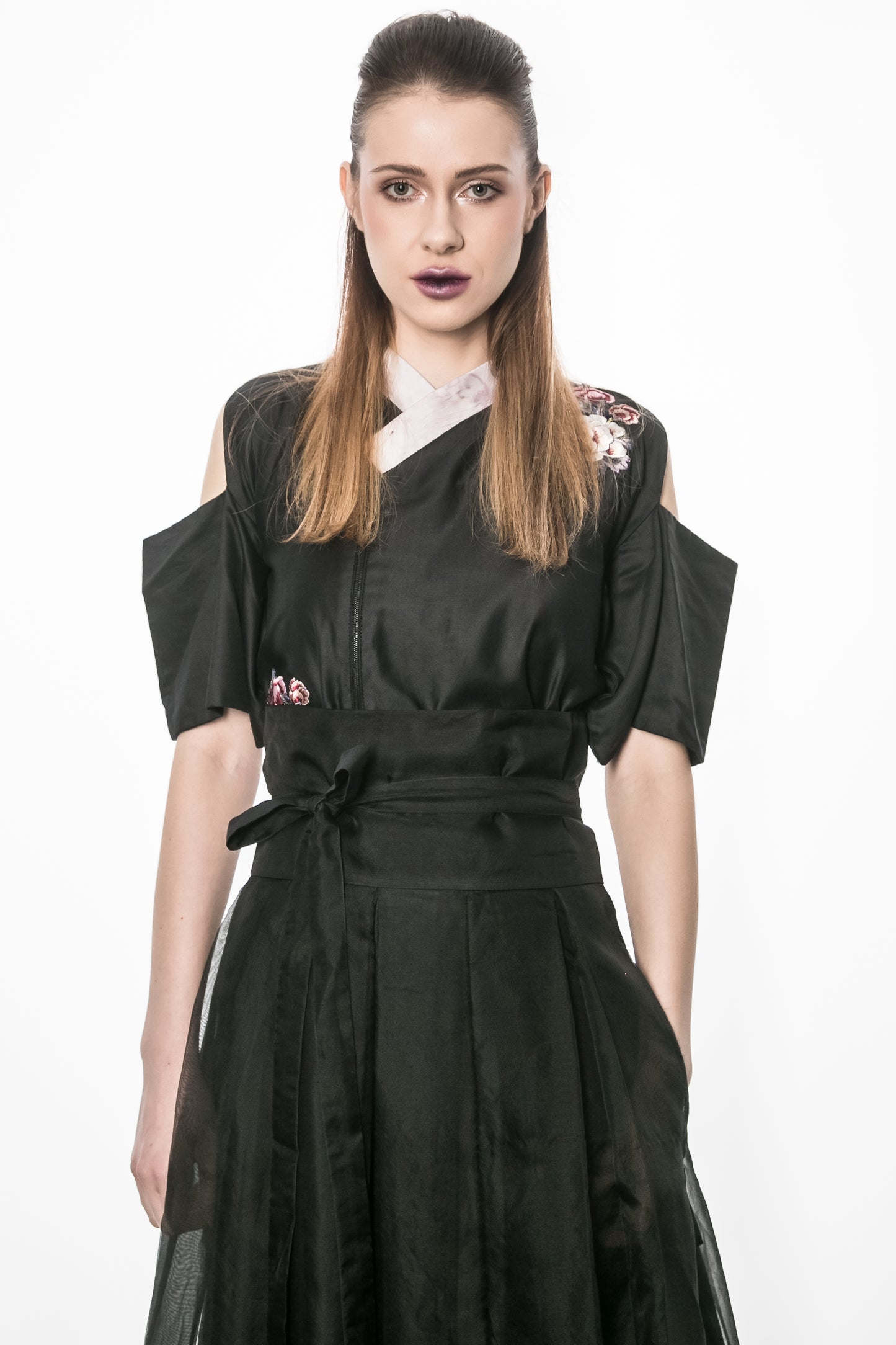 SAUNI Cold Shoulder Top